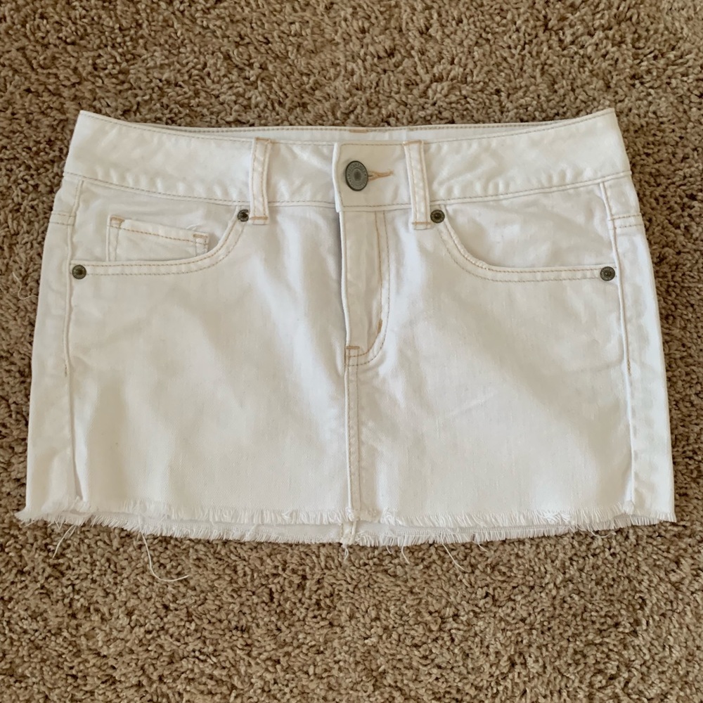 White denim mini skirt